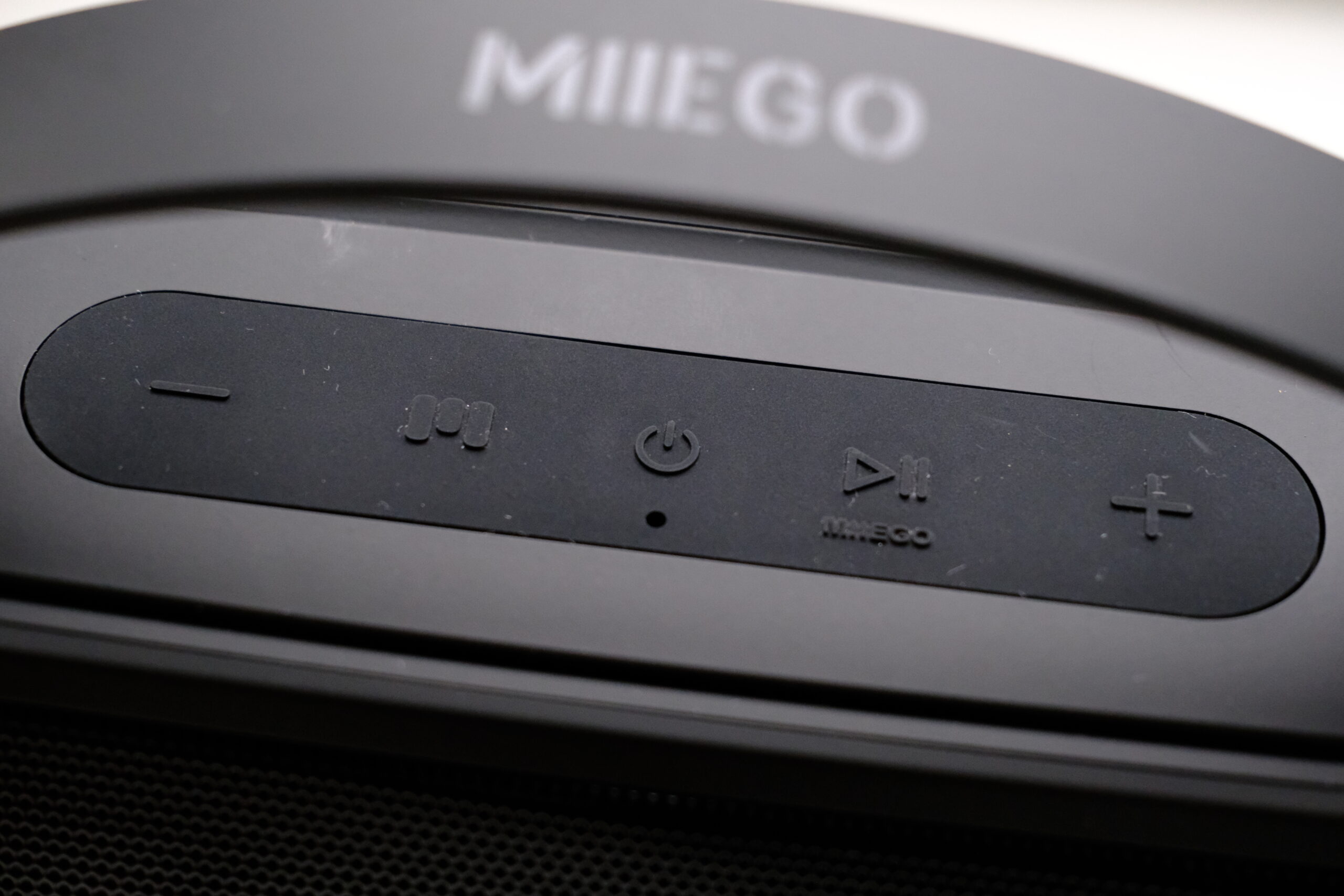 MIIEGO MiiLOUNGE Mini på bord - Knapper