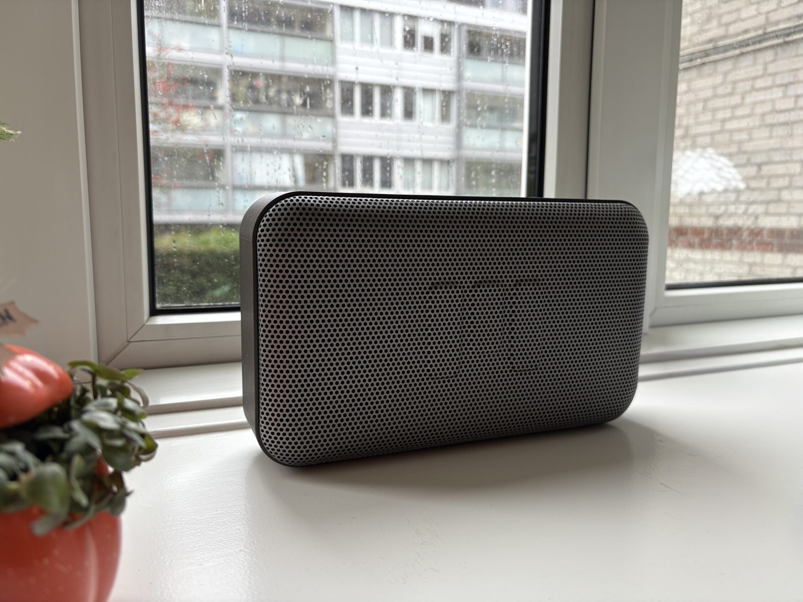 MIIEGO MiiSOUND LOUNGE - På bordet 02