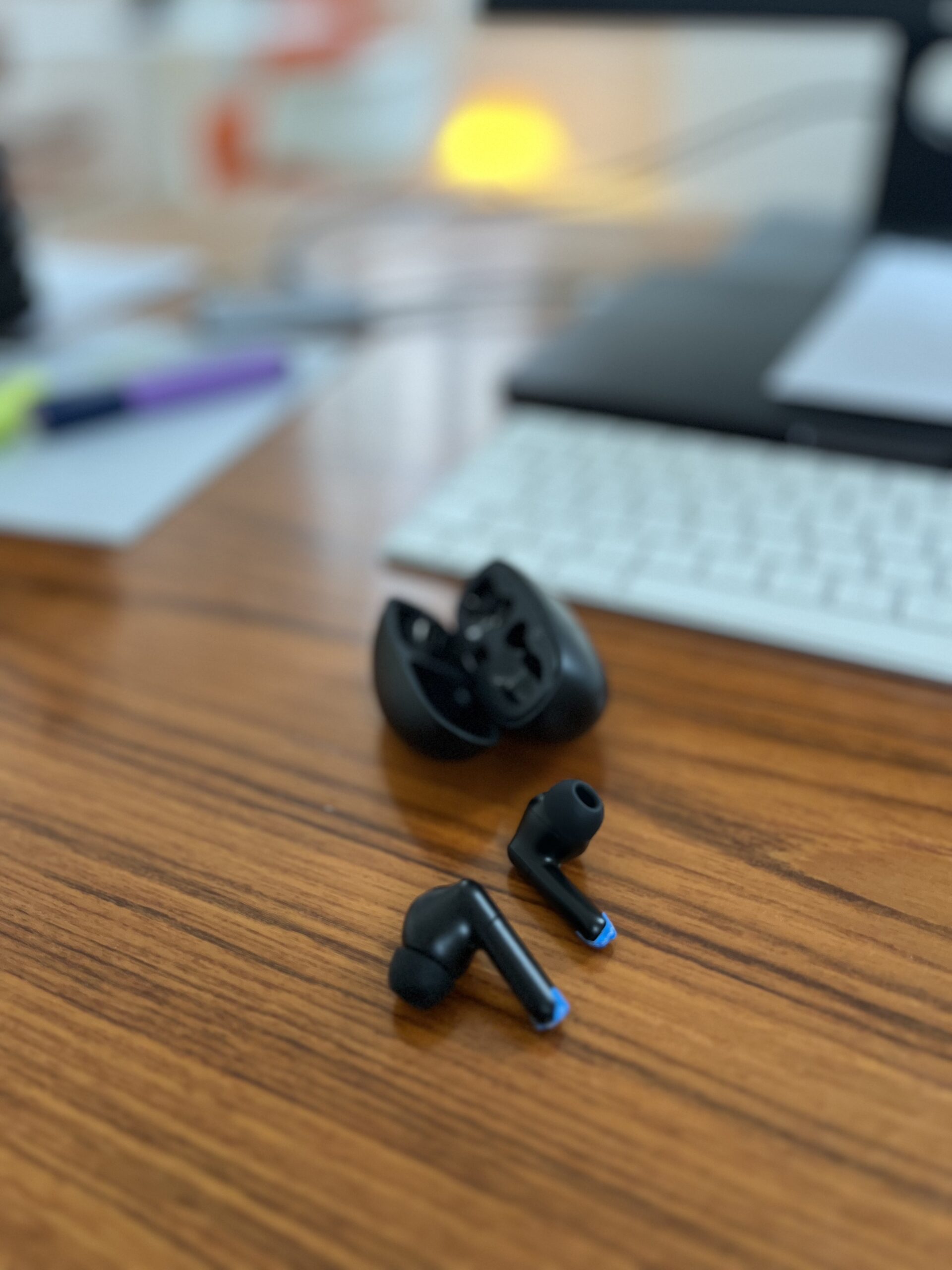 miiego-miibuds-vibe-etui-og-hoeretelefoner