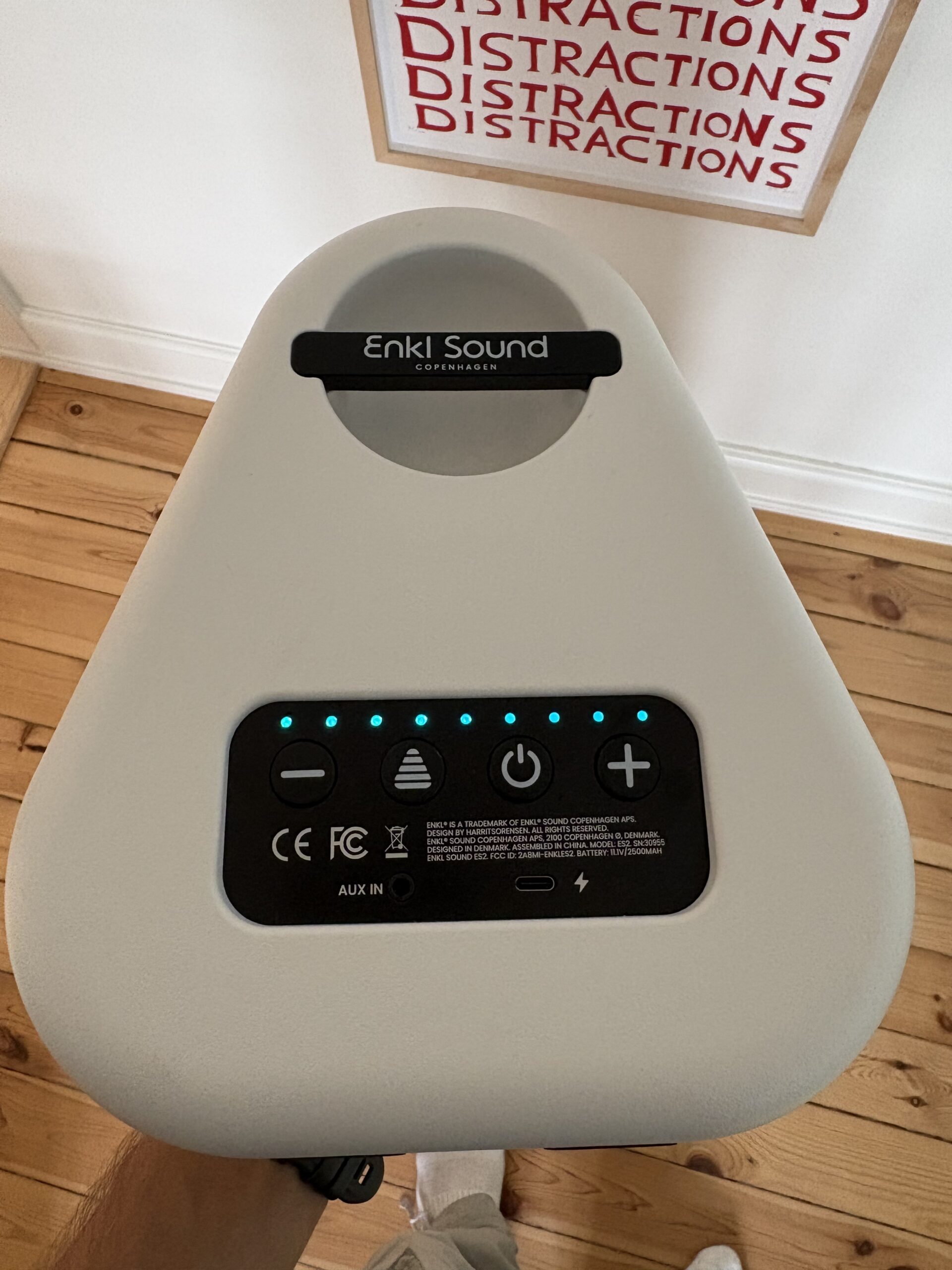Enkl Sound ES2 Højttaler i Hvid - Bagside